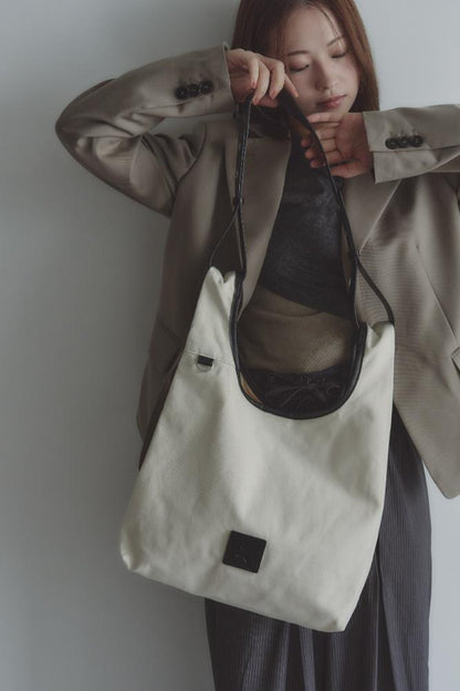 RT；ESKA / EDIT Tote / ivory