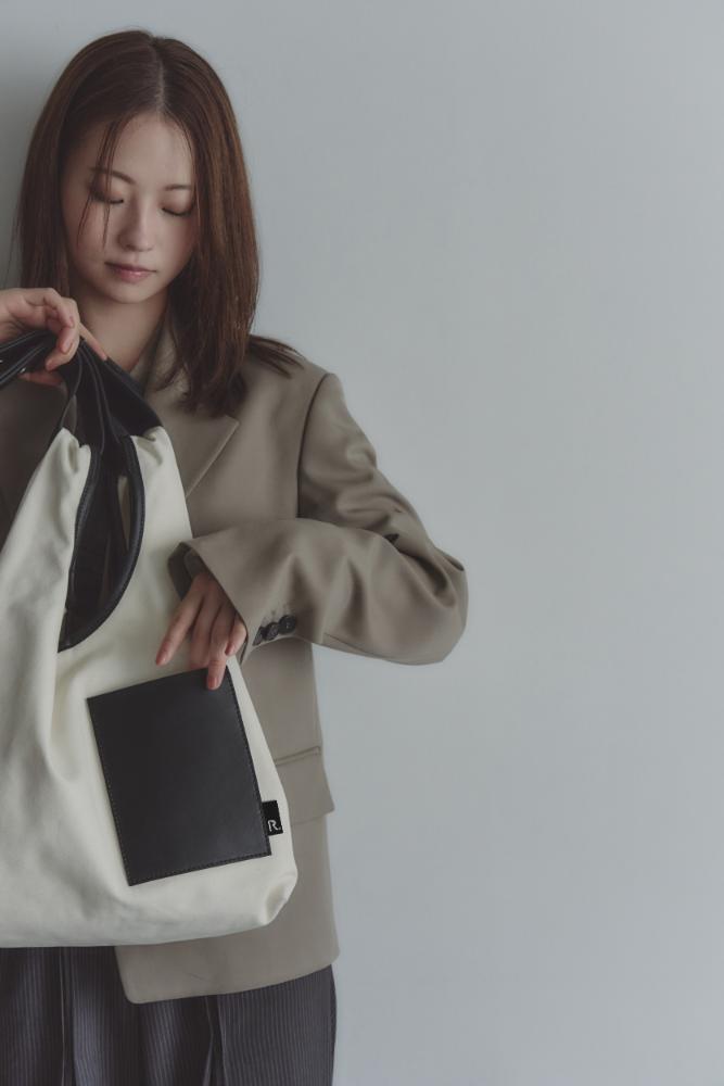 RT；ESKA / EDIT Tote / ivory