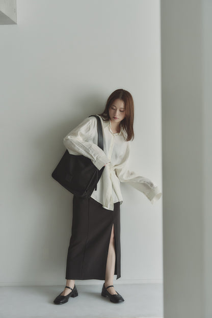 RT；ESKA / Shape Tote - Square / Black
