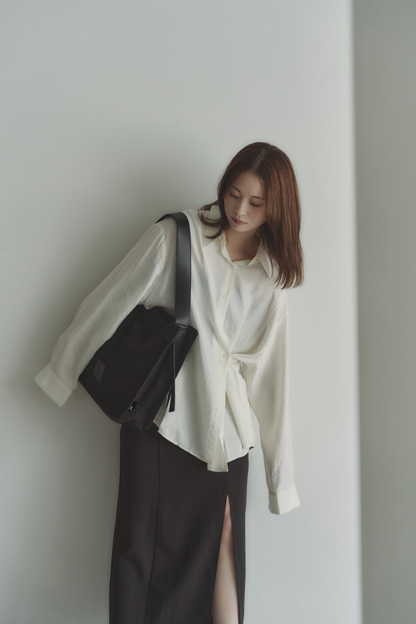 RT；ESKA / Shape Tote - Square / Black