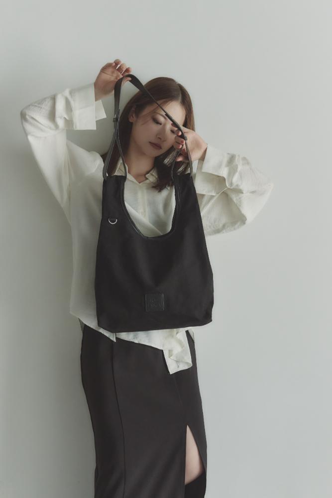 RT；ESKA / EDIT Tote / Black