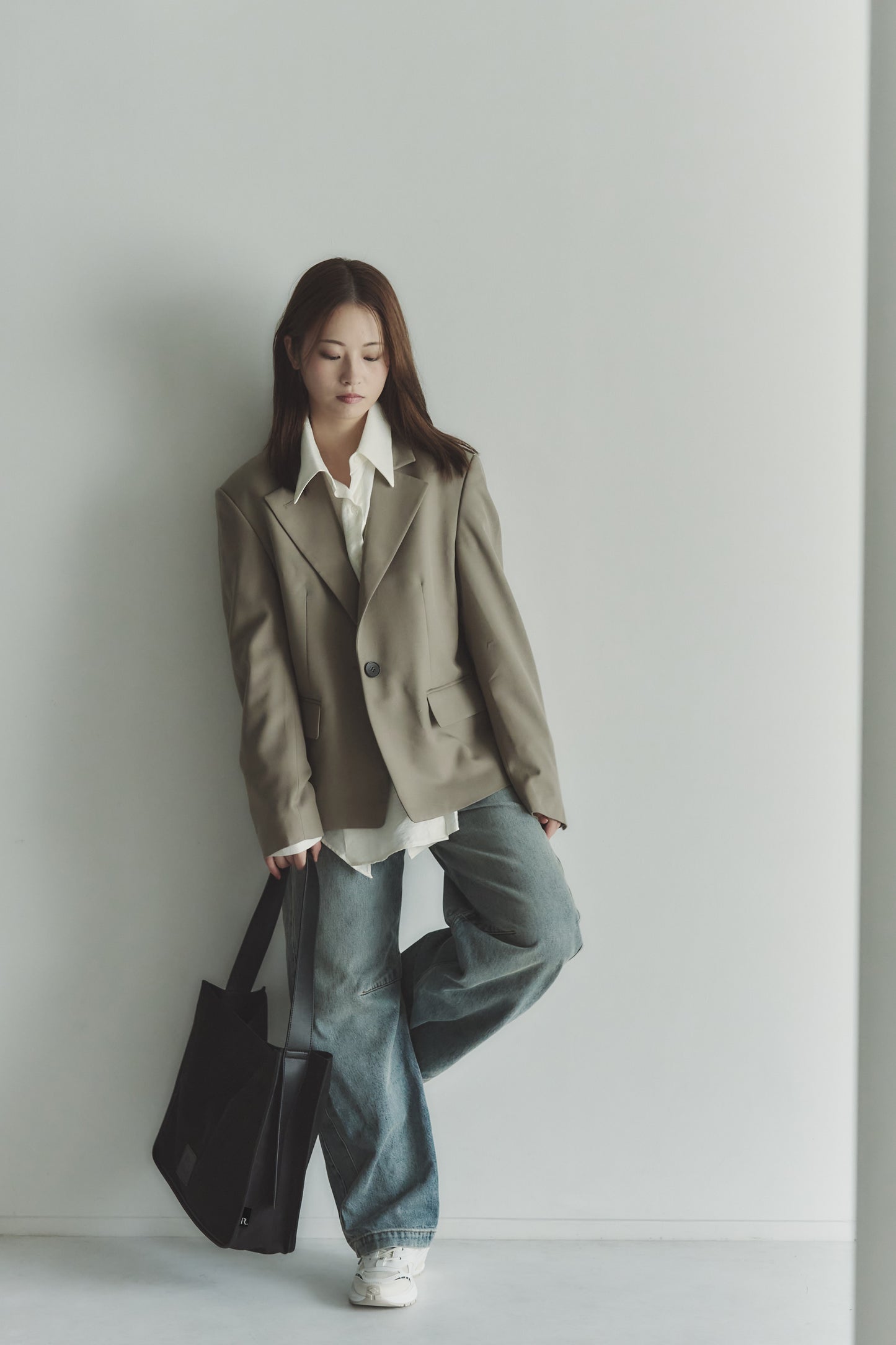 RT；ESKA / Shape Tote - Square / Black