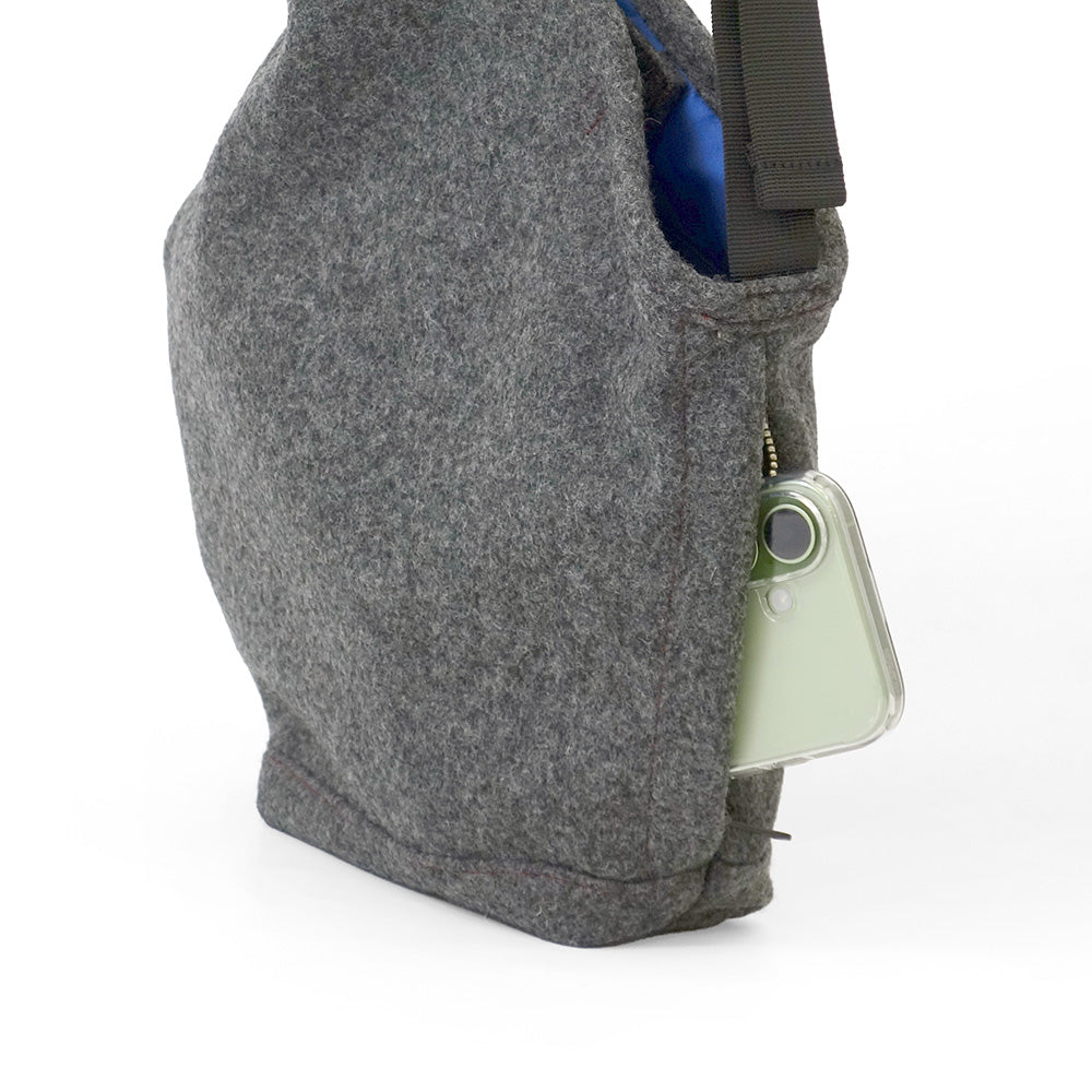 Textile by kvadrat × nendo / ruck-tote small Gray / 855001