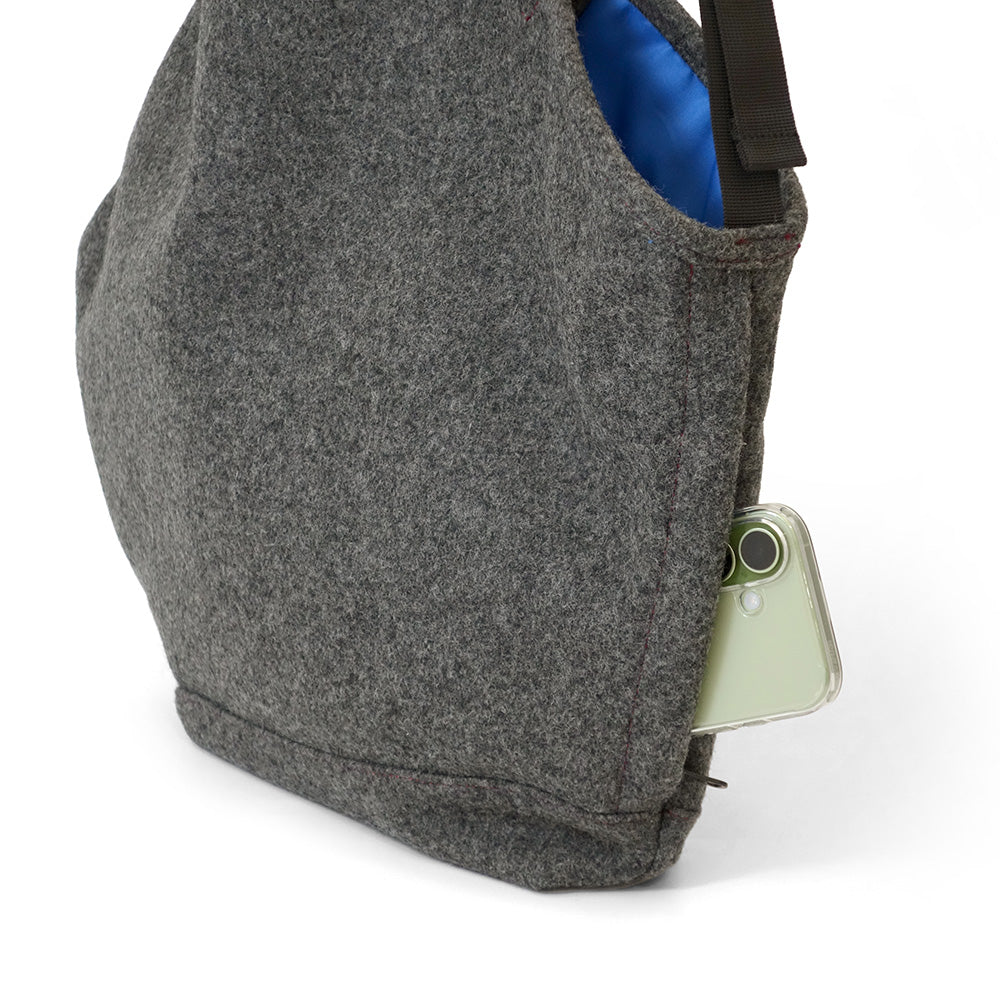 Textile by kvadrat × nendo / ruck-tote Gray / 855101