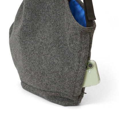 Textile by kvadrat × nendo / ruck-tote Gray / 855101