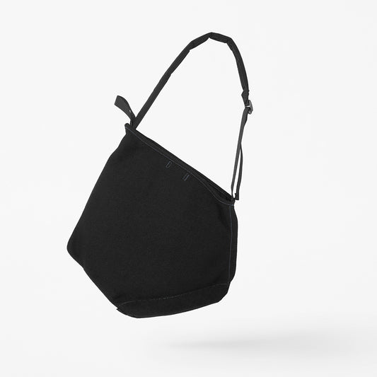Textile by kvadrat × nendo / ruck-tote Large Black / 855103