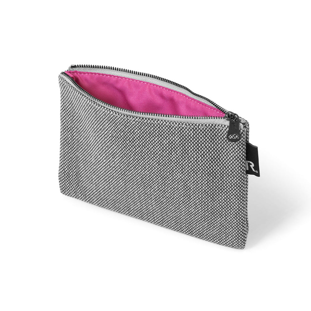 Textile by kvadrat / Pouch LightGray / 855304 – ROOTOTE