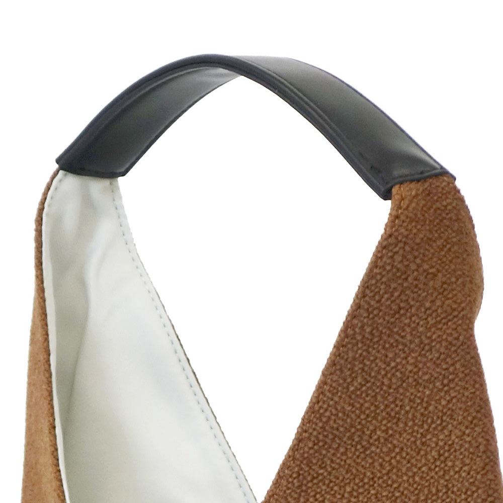 Textile by kvadrat / Round Brown / 855402
