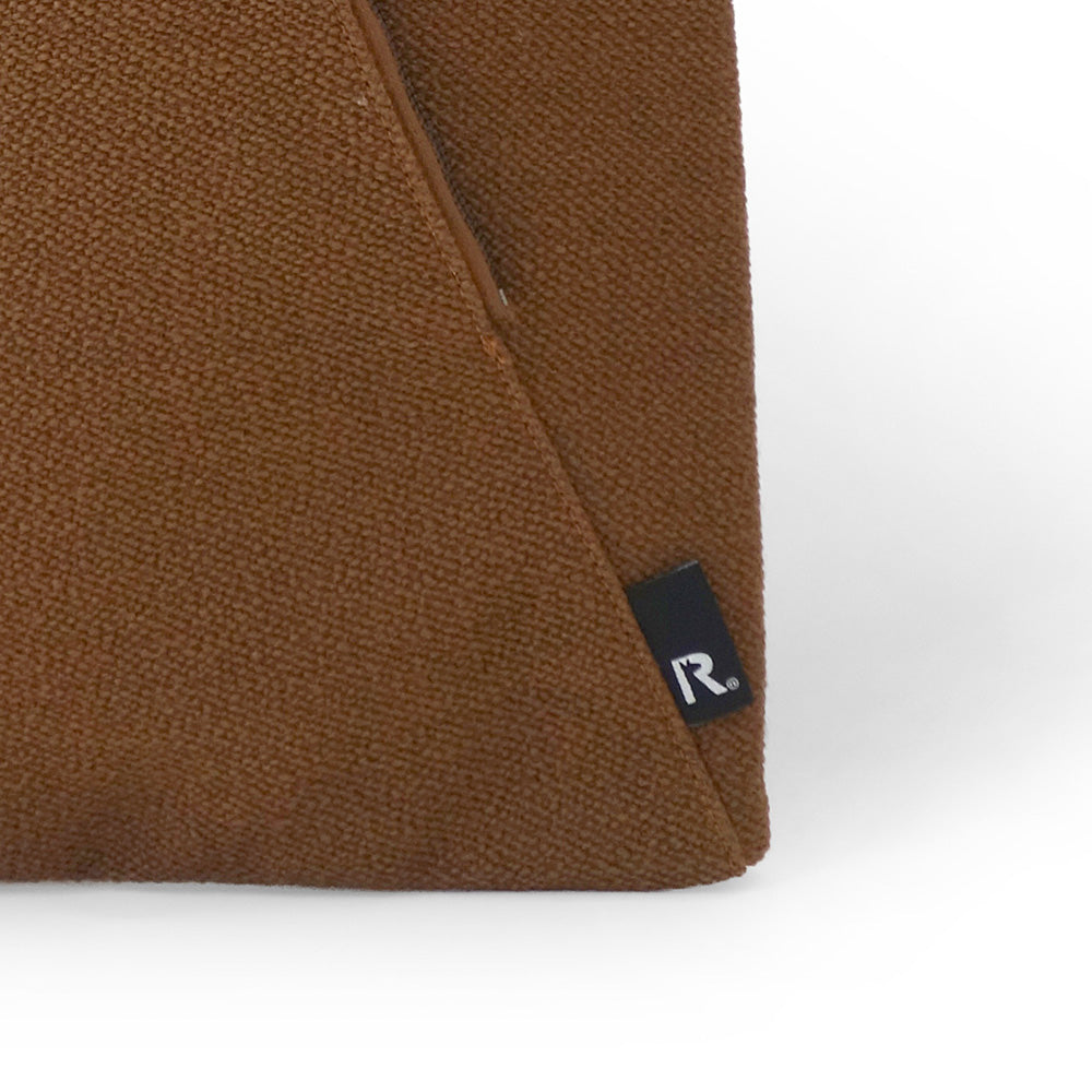 Textile by kvadrat / Round Brown / 855402