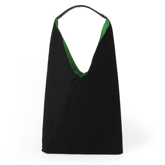 Textile by kvadrat / Round Black / 855403