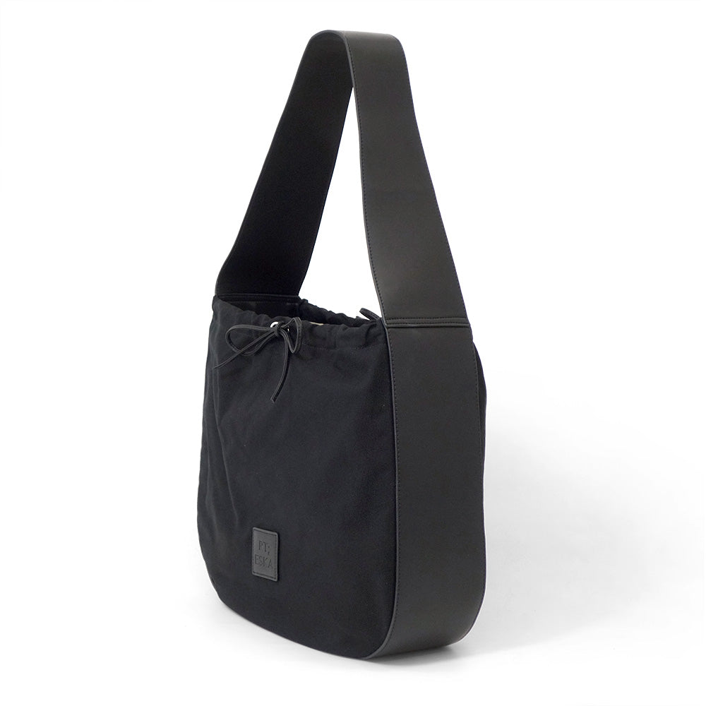 RT；ESKA / Shape Tote - Circle / Black