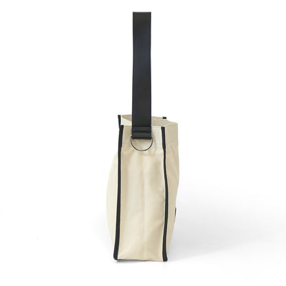 RT；ESKA / Shape Tote - Square / ivory