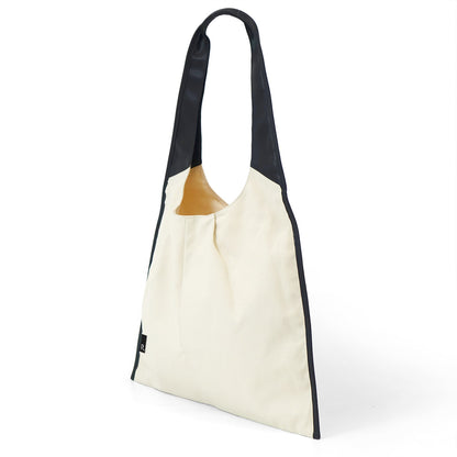 RT；ESKA / Shape Tote - Triangle / ivory